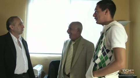 Photo of Alain enjoys two daddies